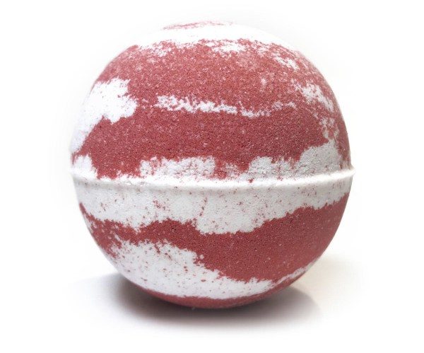Nikki Stikki Botanicals – CBD Bath Bomb – Christmas Spirit Bomb (red/green) – 300mg CBD | Daily Marijuana Canada